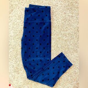 NWOT Cozy Ribbed High Waisted Polka Dot Leggings w/Revolutionary Tummy control